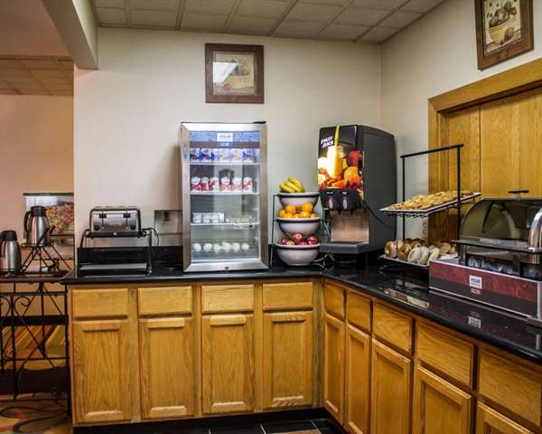 Amenities - Quality Inn South Akron - I-77, Exit 120