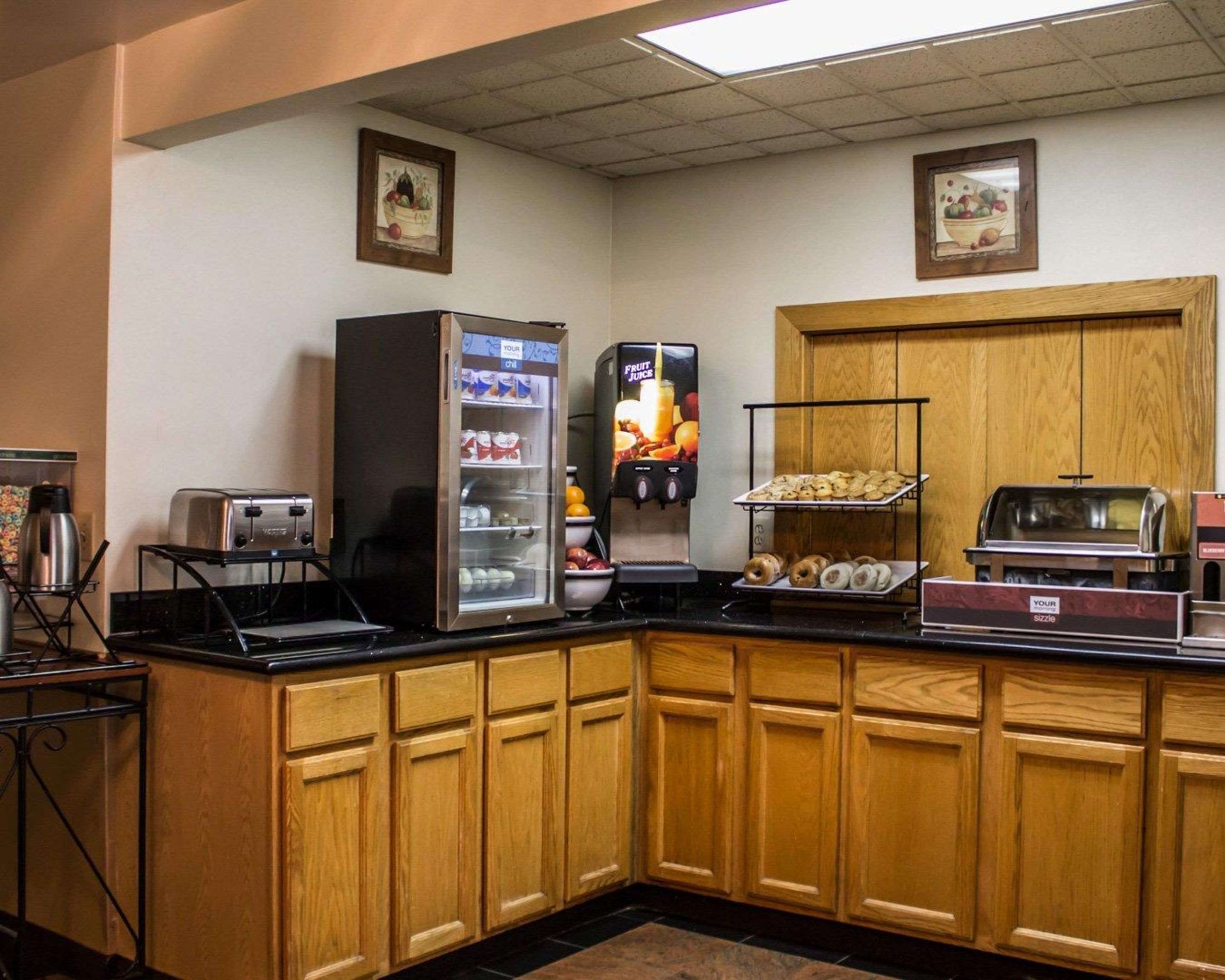Breakfast counter