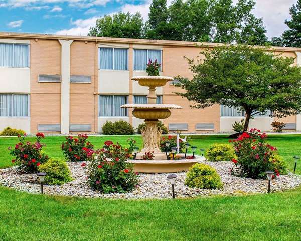 Exterior view - Quality Inn Lima - I-75, Exit 127