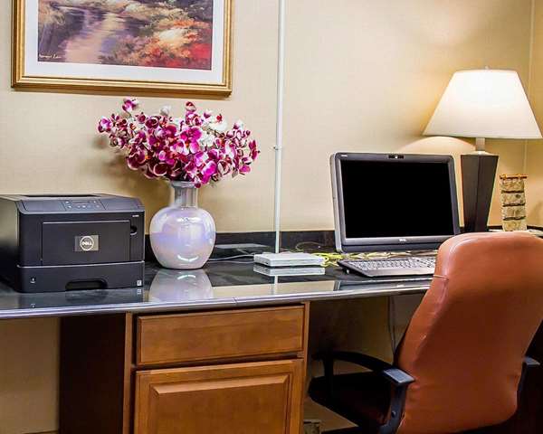 Conference Area - Quality Inn Lima - I-75, Exit 127