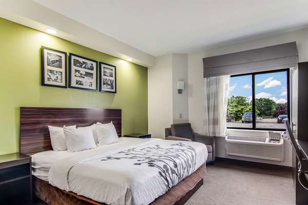  - Sleep Inn Austintown - I-80, Exit 223