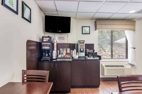 Amenities - Sleep Inn Austintown - I-80, Exit 223