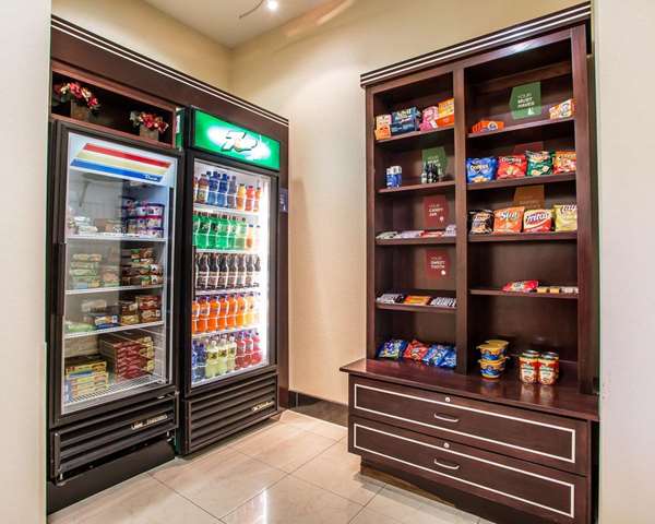  - Comfort Suites Troy - I-75, Exit 74