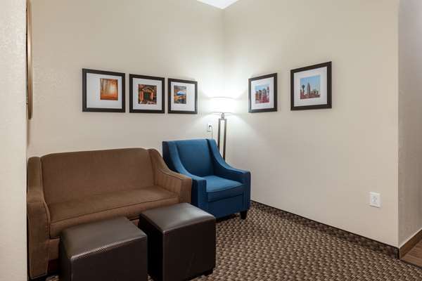 Suite - Comfort Suites Troy - I-75, Exit 74