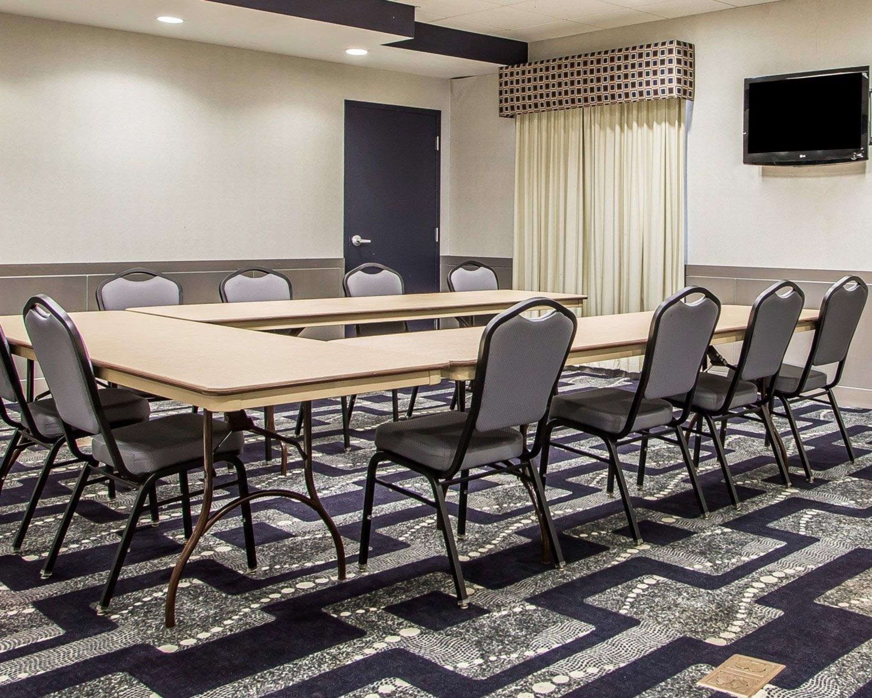 Meeting room | Comfort Suites Troy-I75