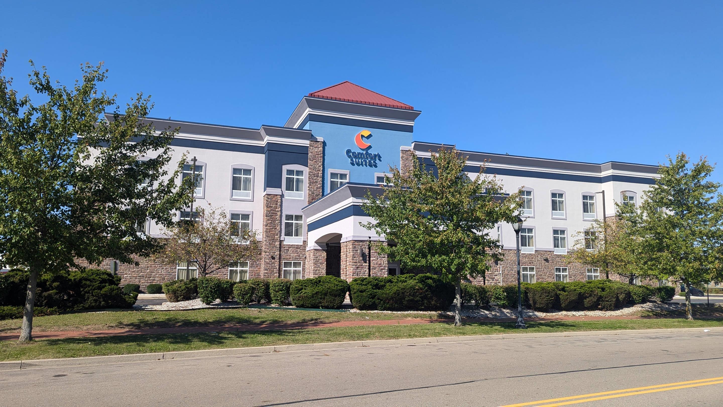 Hotel exterior | Comfort Suites Troy-I75