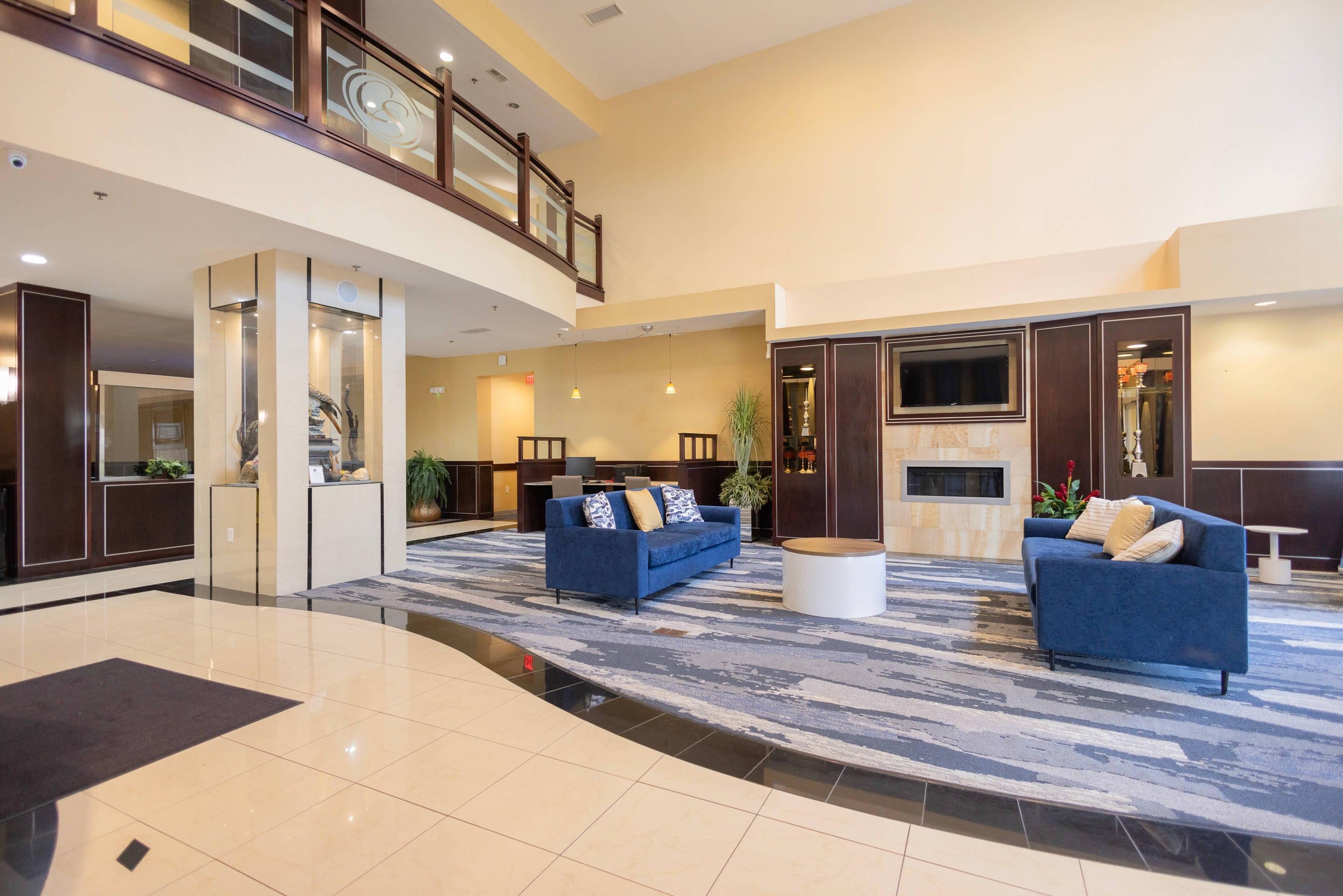 Hotel lobby | Comfort Suites Troy-I75