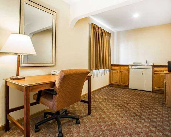Suite - Comfort Inn Van Wert