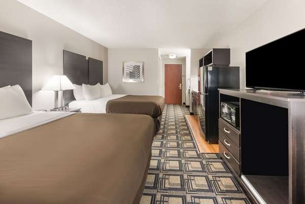  - Suburban Studios Mason