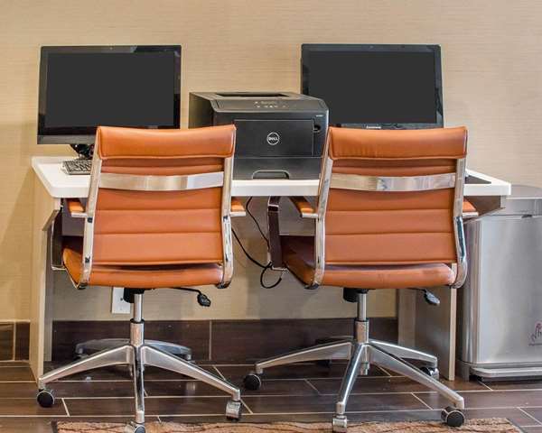 Conference Area - Comfort Inn Mayfield Heights - I-271, Exit 34