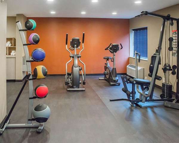 Fitness/ Exercise Room - Comfort Inn Mayfield Heights - I-271, Exit 34
