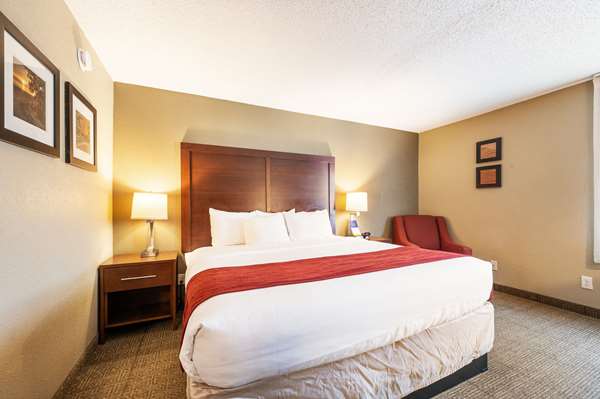  - Comfort Inn Mayfield Heights - I-271, Exit 34
