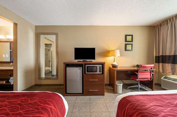  - Comfort Inn Mayfield Heights - I-271, Exit 34