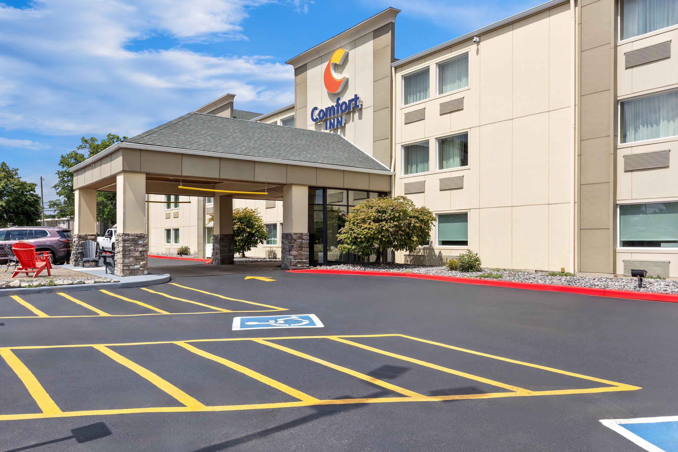 Hotel exterior | Comfort Inn Mayfield Heights Cleveland East
