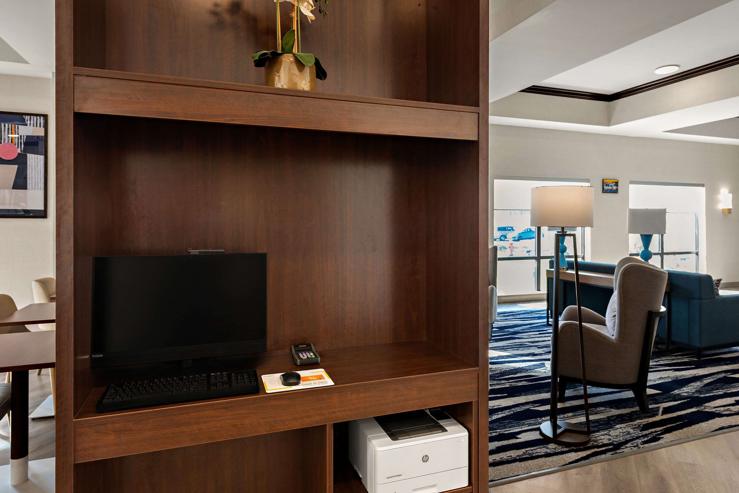 Business center | Comfort Suites Columbus East Broad