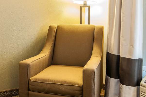  - Comfort Inn Pickerington - I-70, Exit 112