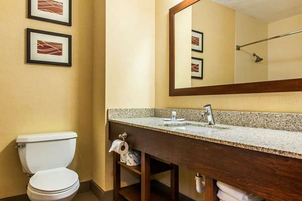  - Comfort Inn Pickerington - I-70, Exit 112