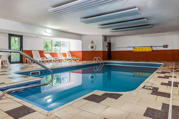 Pool - Comfort Inn Pickerington - I-70, Exit 112