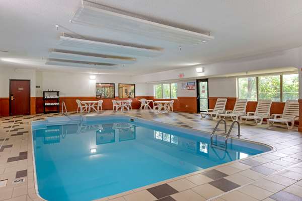 Pool - Comfort Inn Pickerington - I-70, Exit 112