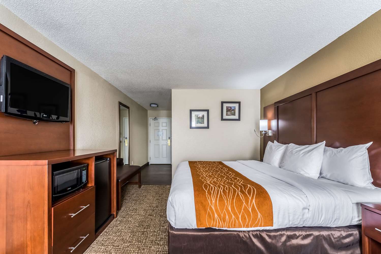 Comfort Inn & Suites Dayton I75 Exit 59, OH See Discounts