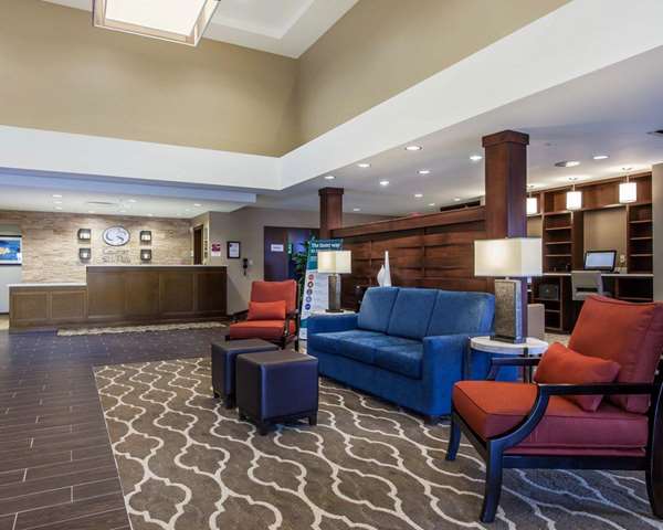  - Comfort Suites North Youngstown - I-80, Exit 229