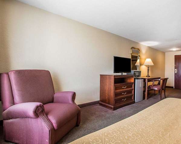  - Quality Inn & Suites Franklin - I-75, Exit 32