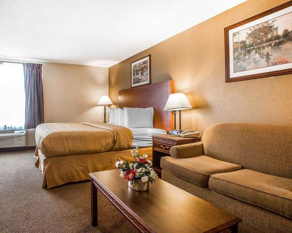 Suite - Quality Inn & Suites Franklin - I-75, Exit 32