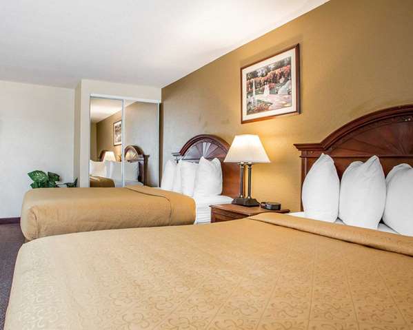  - Quality Inn & Suites Franklin - I-75, Exit 32