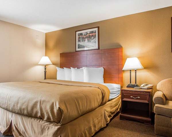 Suite - Quality Inn & Suites Franklin - I-75, Exit 32