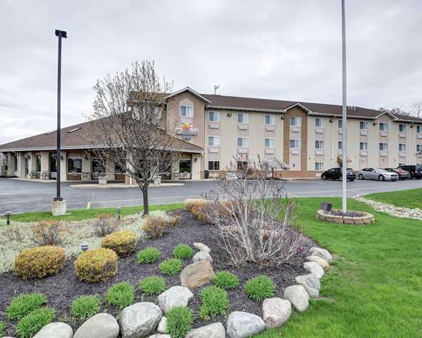 Exterior view - Comfort Inn Concord - I-90, Exit 200