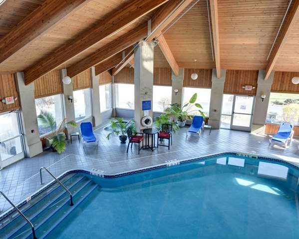 Pool - Comfort Inn Concord - I-90, Exit 200