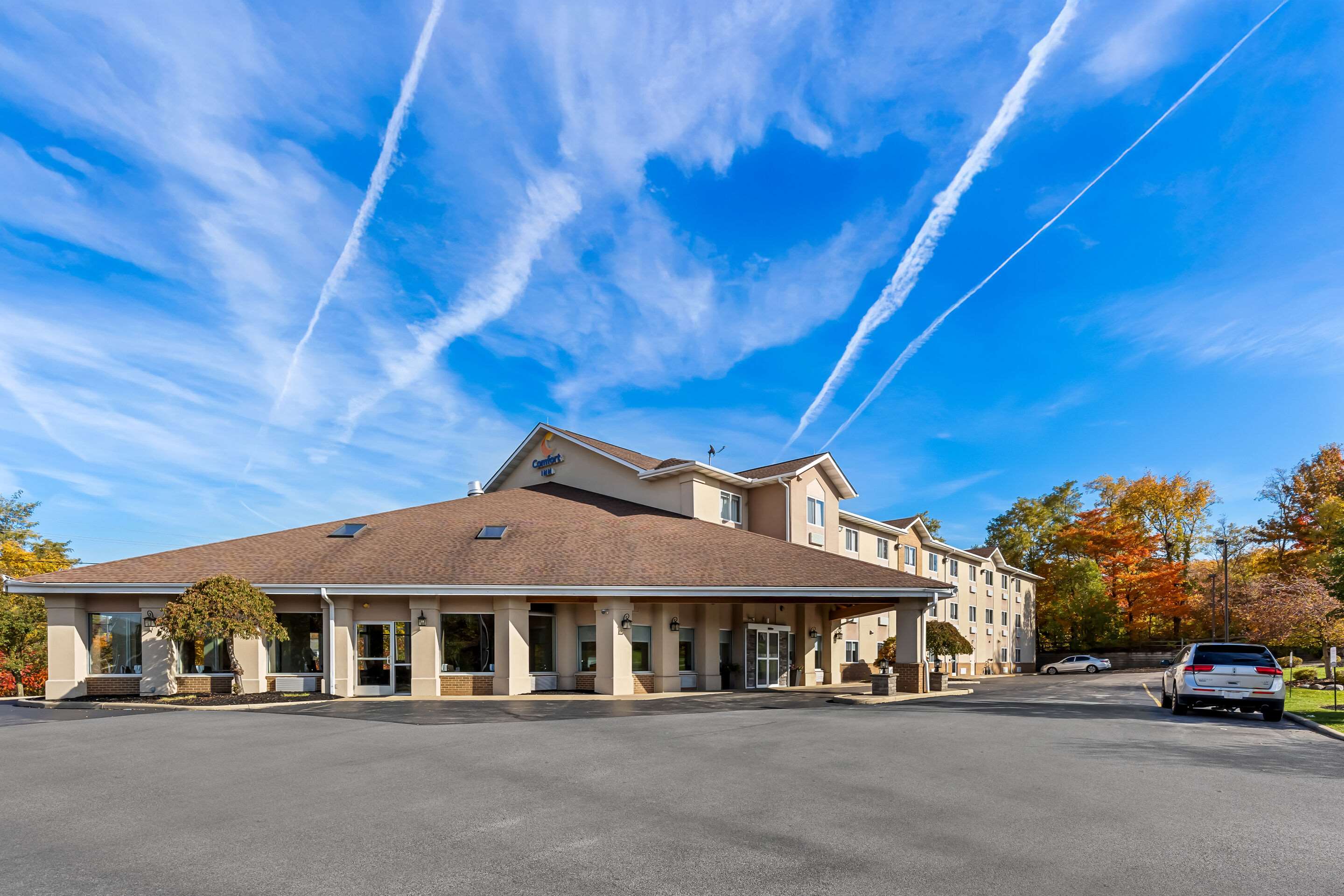 Hotel exterior | Comfort Inn