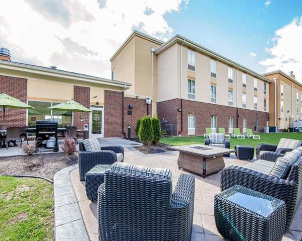  - Comfort Suites Marietta