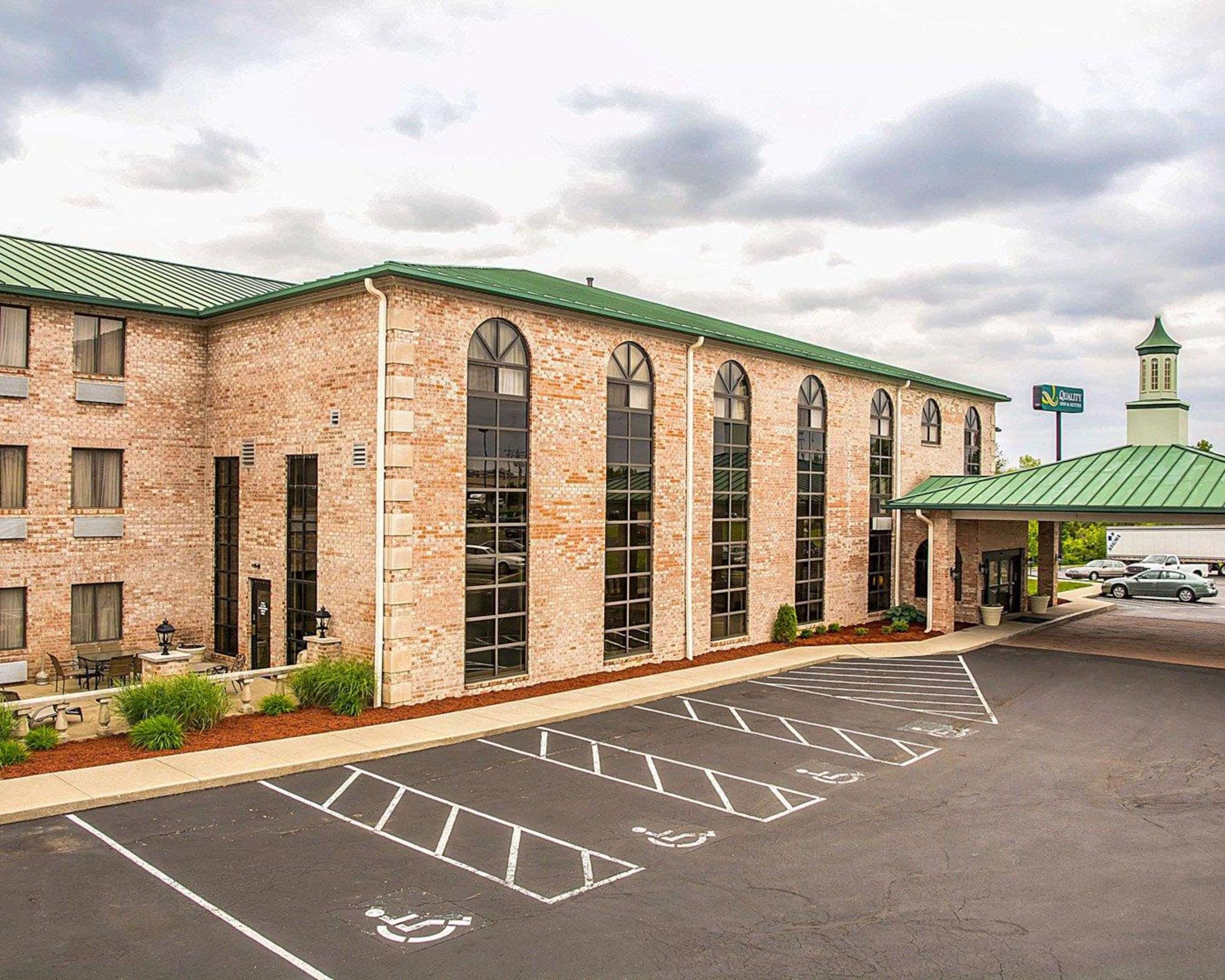 Hotel exterior | Quality inn & Suites Cincinnati I-275