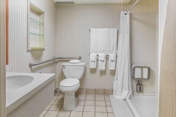  - Quality Inn Perrysburg - I-75, Exit 193