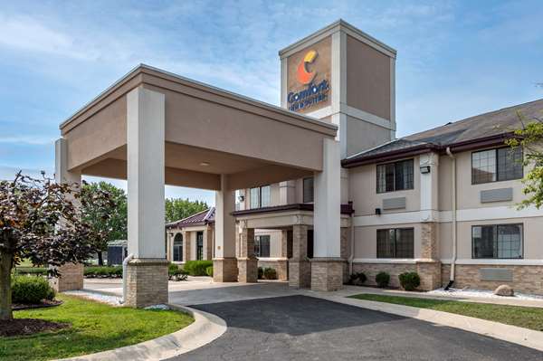 Exterior view - Comfort Inn & Suites Napoleon
