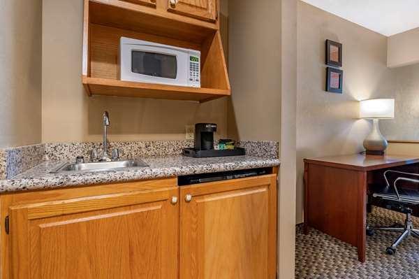  - Comfort Inn & Suites Napoleon