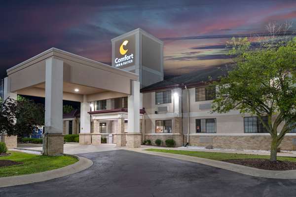 Exterior view - Comfort Inn & Suites Napoleon