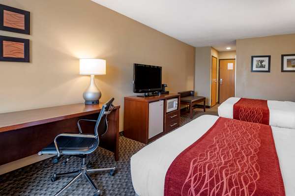  - Comfort Inn & Suites Napoleon