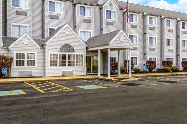 Exterior view - Quality Inn & Suites North Lima - I-76, Exit 232