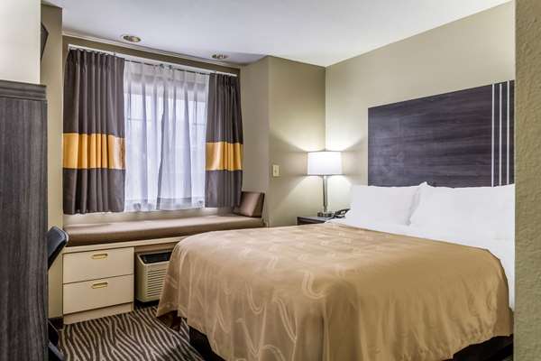 - Quality Inn & Suites North Lima - I-76, Exit 232