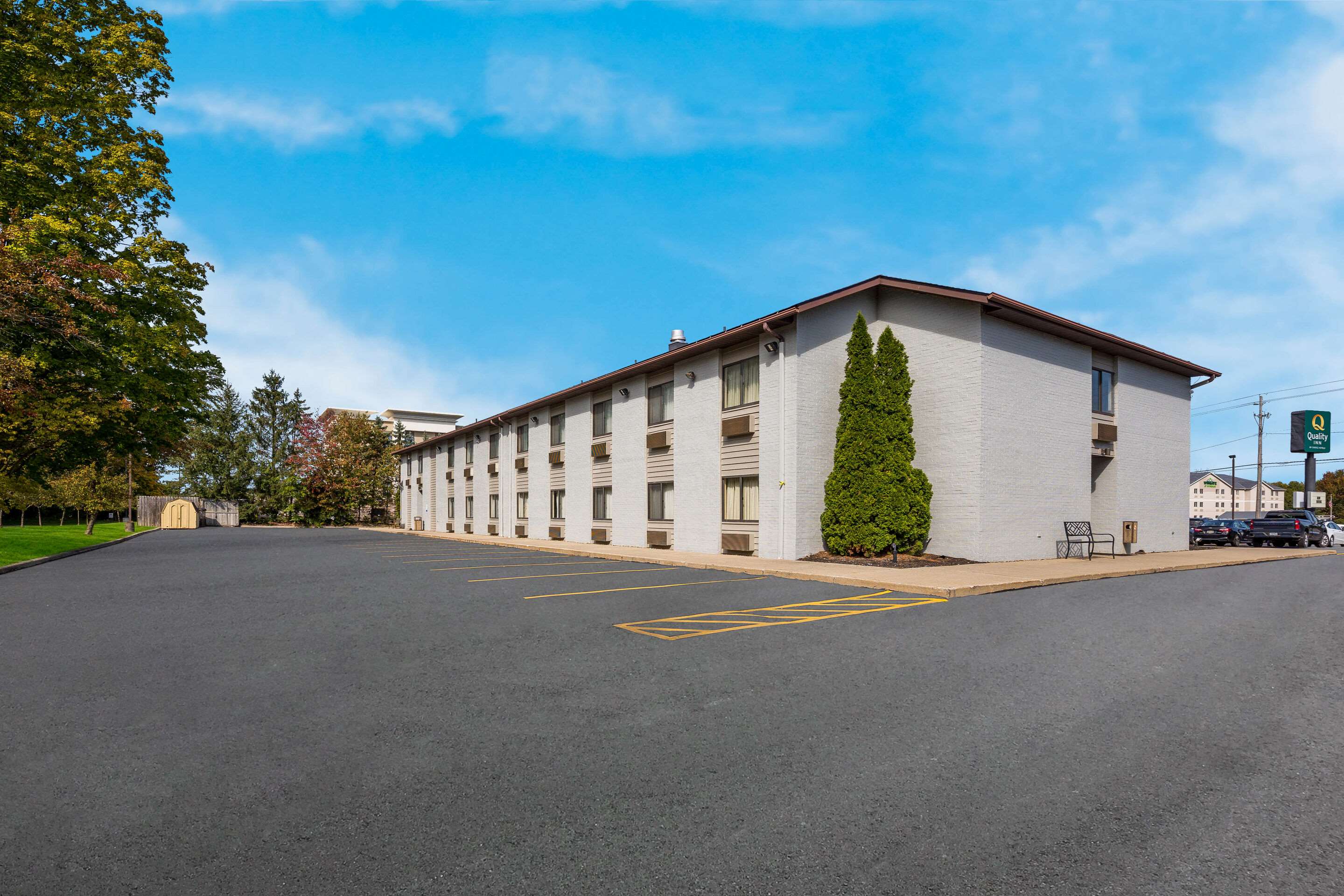 Hotel exterior | Quality Inn