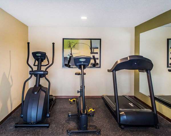 Fitness/ Exercise Room - Quality Inn Streetsboro