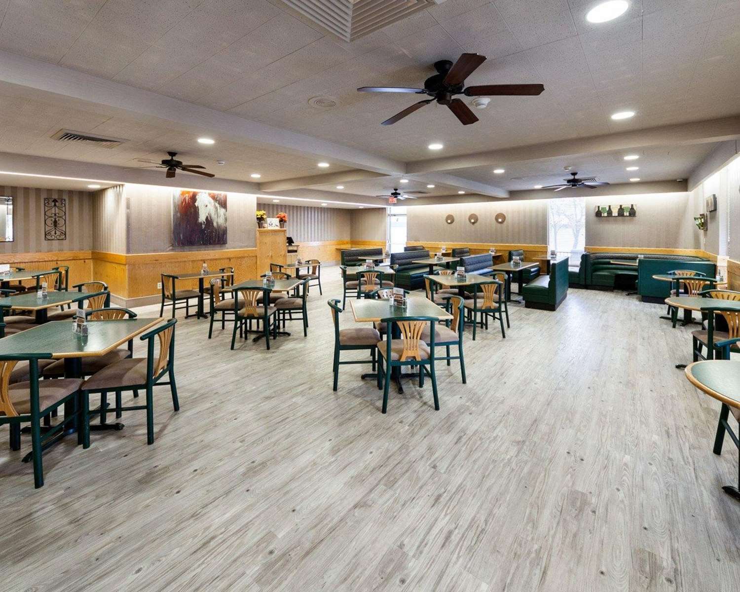 Quality Inn Montpelier, OH See Discounts