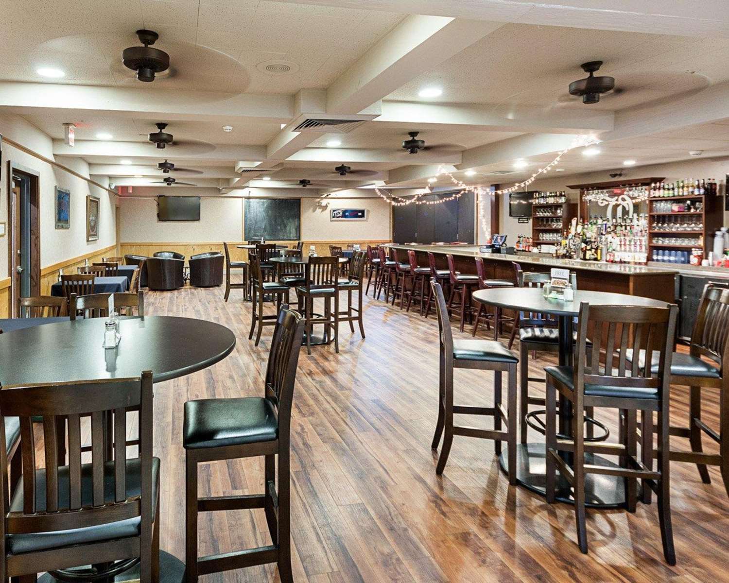 Quality Inn Montpelier, OH See Discounts