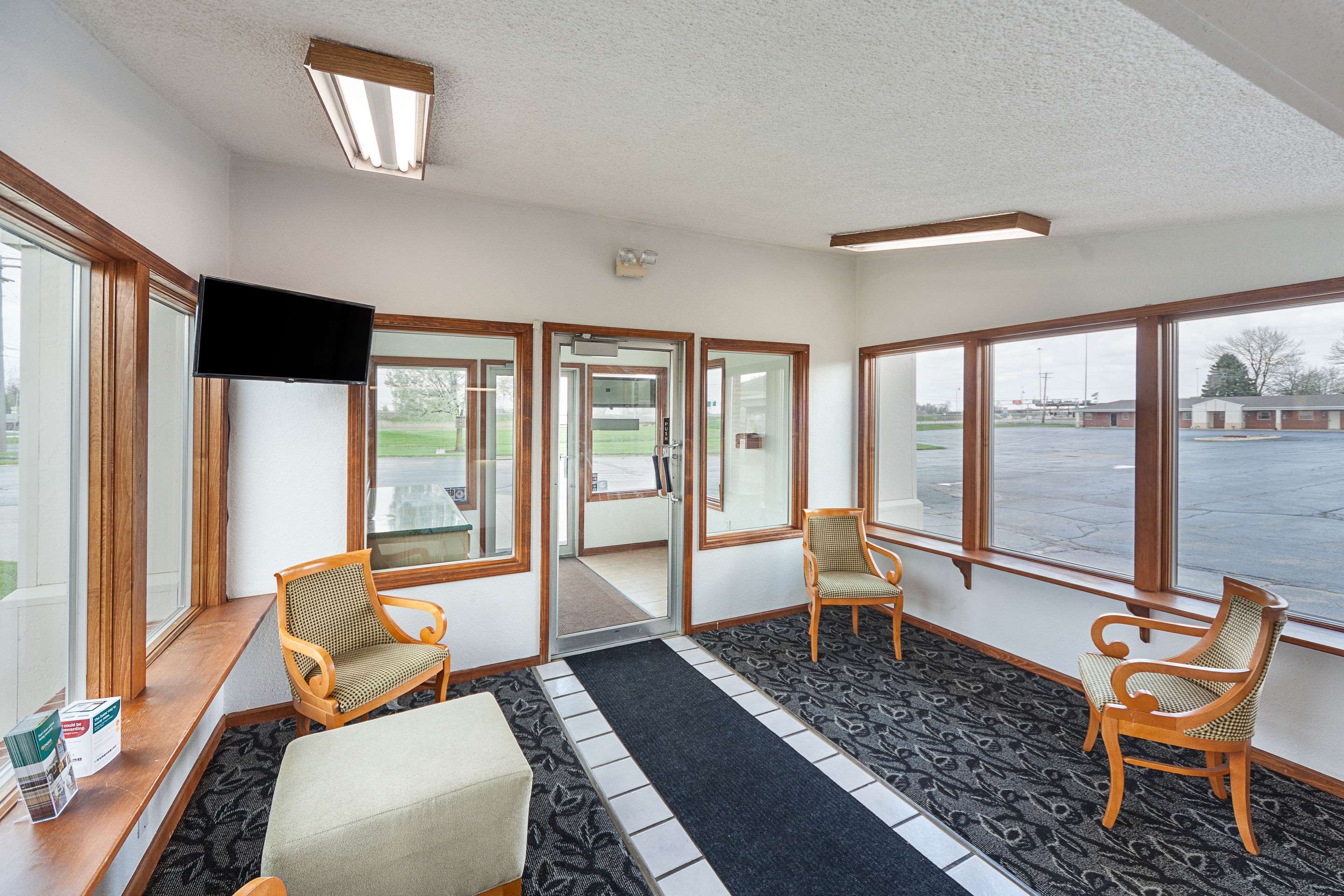 Lobby | Rodeway Inn