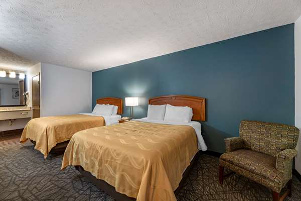  - Quality Inn Austintown - I-80, Exit 223