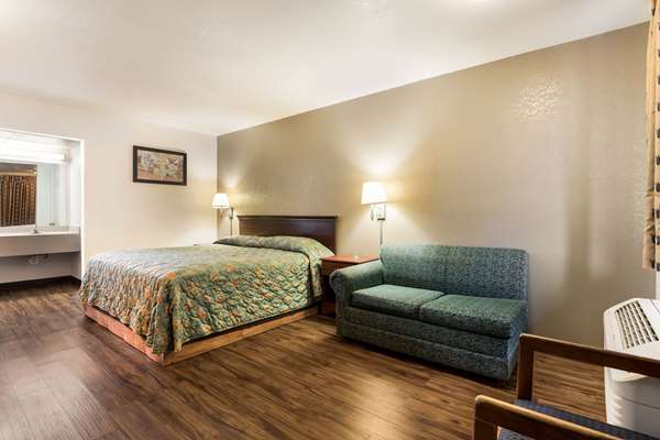  - Econo Lodge Bartlesville