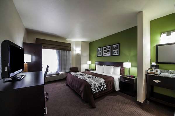  - Sleep Inn & Suites Central Tulsa - I-44, Exit 231