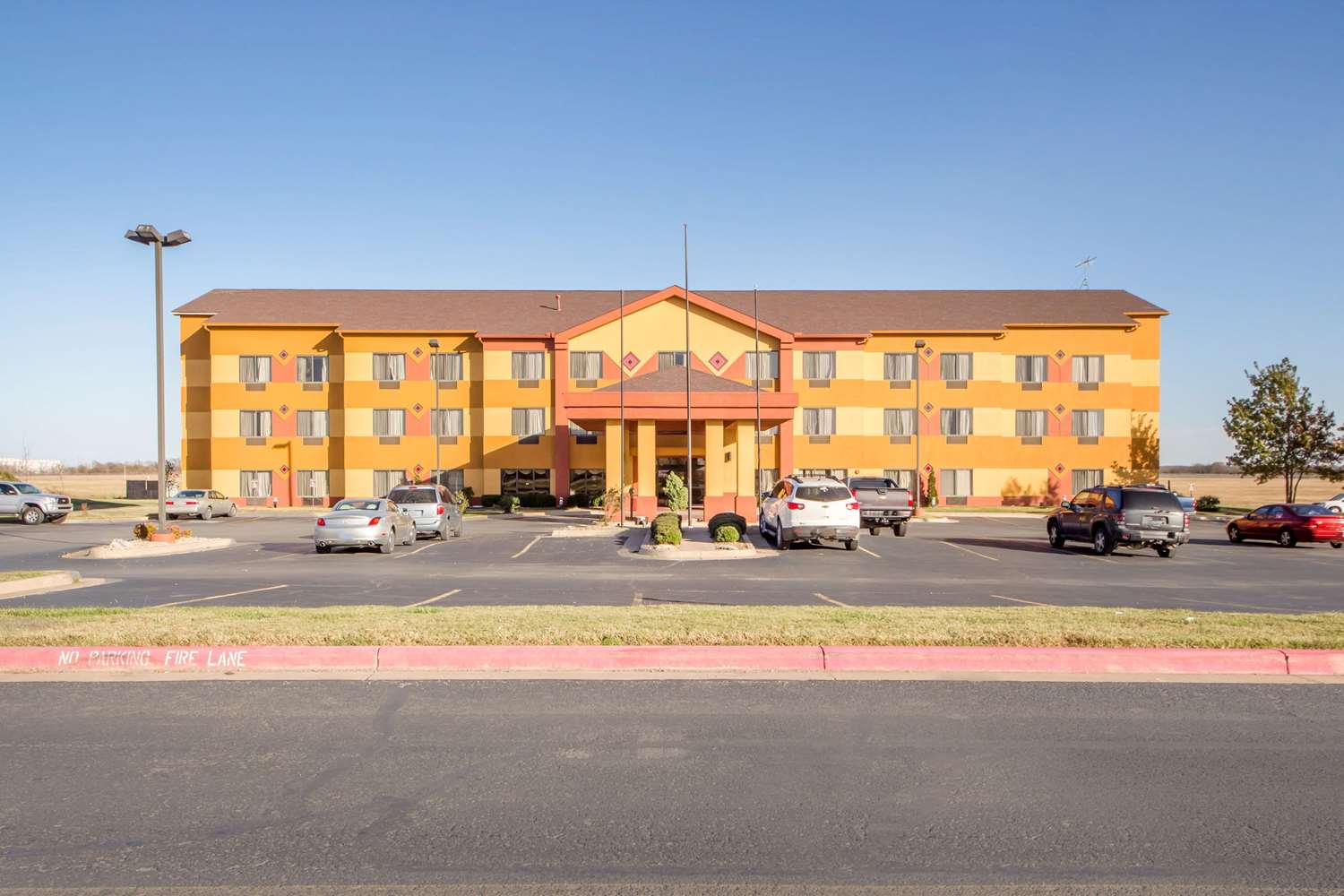 Quality Inn & Suites Pryor, OK See Discounts